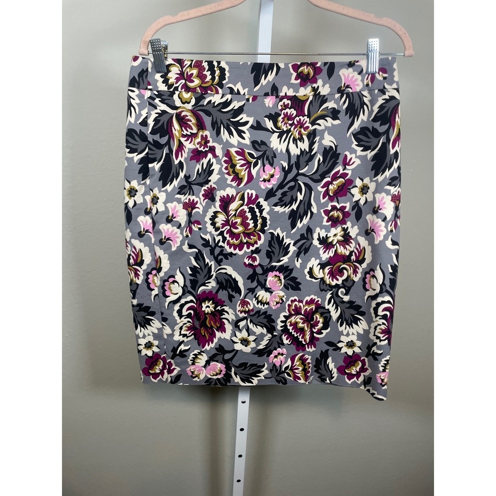 Ann Taylor Pencil Skirt Women's 10 Gray Floral Knee Length Career Office Spring